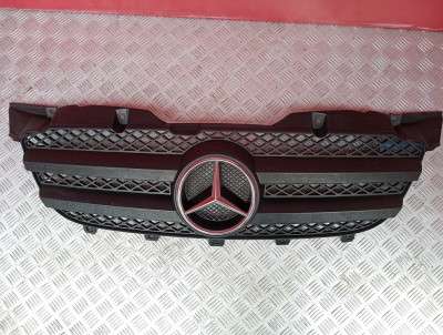 Решетка радиатора Mercedes-Benz Sprinter W 906 (2006-2014) дорестайл
