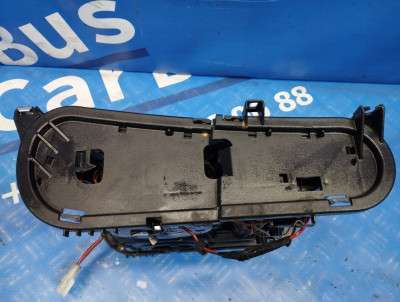 Підсклянник BMW X5 E70 (2007-2010) дорестайл