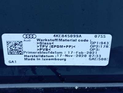 Скло лобове Audi E-TRON
