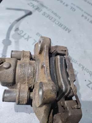 Суппорт задний правый Mercedes ML W164 (2005-2011)