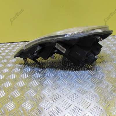 Фара передняя правая Renault Trafic II, Opel Vivaro II, Nissan Primastar II (2006-2014) рестайл