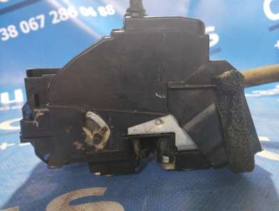 Замок двери задней правой Nissan Juke LCI (2010-2019)
