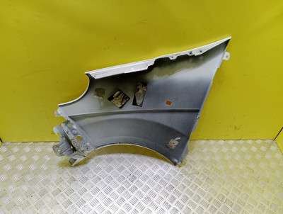 Крило переднє праве Renault Trafic II, Opel Vivaro II, Nissan Primastar II (2006-2014) рестайл
