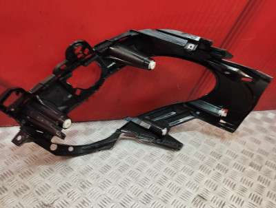 Кронштейн (крепление) крыла левый BMW X5 E70 (2010-2013) рестайл