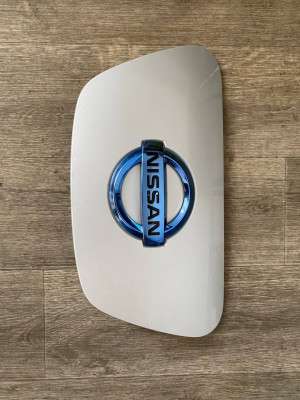Кришка лючка порта зарядки Nissan LEAF I 2010-2017
