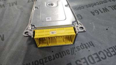 Блок керування подушками безпеки Mercedes ML W164 (2005-2011)