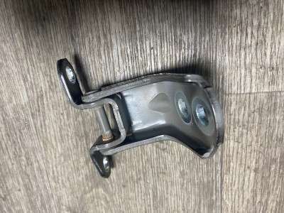 Петля Nissan Rogue 2014-2020