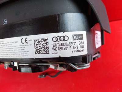 Подушка безпеки в кермо Audi Q7 4M(2015-2020)