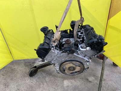 Двигун CRCA 3.0 TDI Volkswagen Touareg NF (2010-2014)