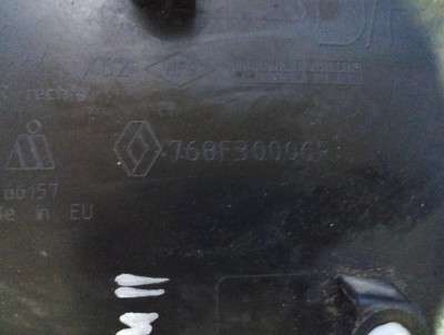 Накладка декоративна (молдинг) кузовний RENAULT MASTER III