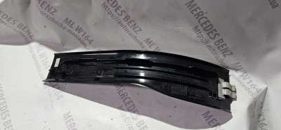 Накладка порога (внутрішня) Mercedes ML W164 (2005-2011)