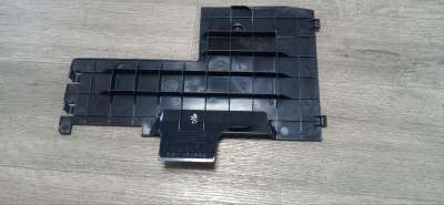 Обшивка пола под аккумулятор Mercedes ML W164 (2005-2011)