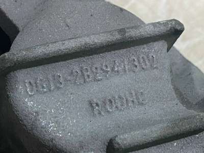 Супорт передній правий Ford Explorer (2011-2019)