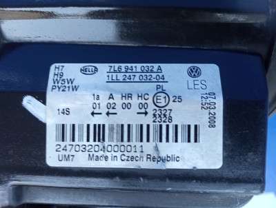 Фара передня права Volkswagen Touareg (2007-2010) рестайл