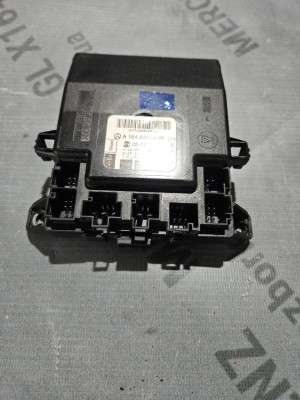 Блок керування дверима Mercedes GL X164