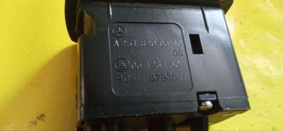 Кнопка стеклоподъемника Mercedes ML W164 (2005-2011)