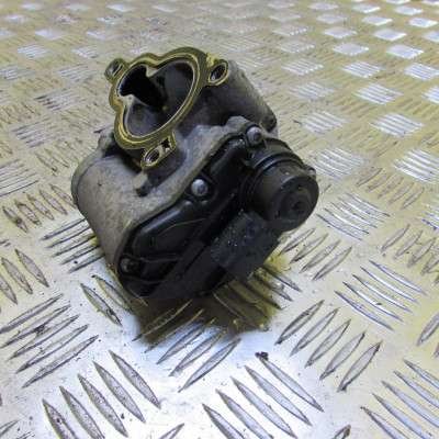 Клапан EGR Renault Trafic II, Opel Vivaro II, Nissan Primastar II (2006-2014) рестайл