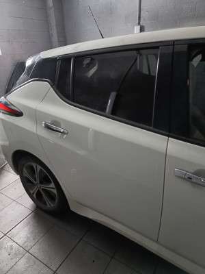 Двері задні праві Nissan Leaf II 2018-2024