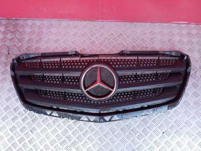 Решітка радіатора Mercedes-Benz Sprinter W 906 (2014-2018) рестайл