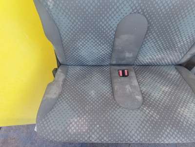 Сидіння тройне Renault Trafic II, Opel Vivaro II, Nissan Primastar II (2001-2006) дорестайл