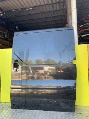 Дверь сдвижная левая Renault Trafic II, Opel Vivaro II, Nissan Primastar II (2006-2014) рестайл