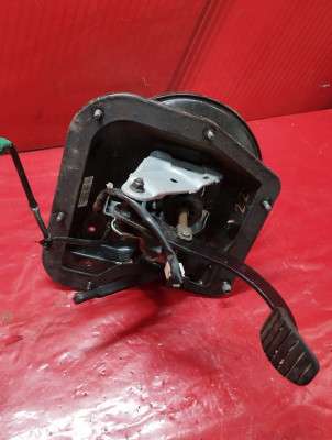 Педальний вузол Renault Trafic II, Opel Vivaro II, Nissan Primastar II (2006-2014) рестайл
