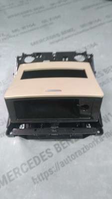 Бардачок (речовий ящик) Mercedes ML W166 (з 2011)