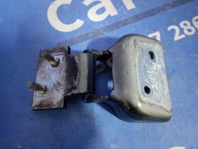 Петля кришки (двері) багажника Renault Trafic II, Opel Vivaro II, Nissan Primastar II (2006-2014) рестайл
