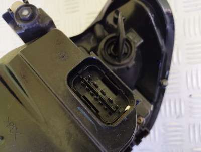 Фара передня права BMW X5 E53 (2003-2006) рестайл