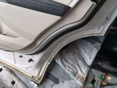 Дверь задняя правая Ford Edge (2015-2024)