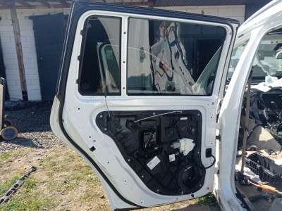 Дверь задняя левая Mercedes GL X166