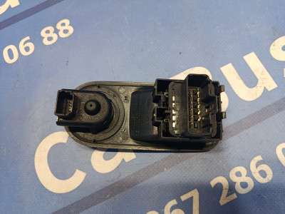 Блок управления стеклоподъемниками Renault Trafic II, Opel Vivaro II, Nissan Primastar II (2006-2014) рестайл