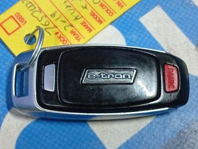 Ключ запалювання Audi E-TRON