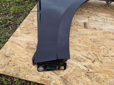 Крило переднє праве Mercedes ML W164 (2005-2011)