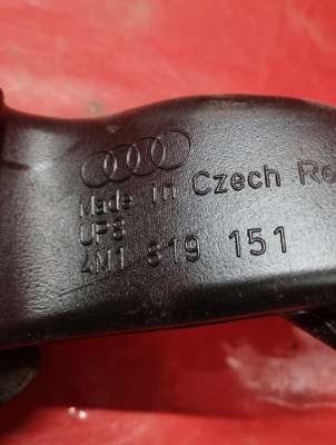 Повітропровід обігрівача (патрубки від пічки по салону) Audi Q7 4M(2015-2020)