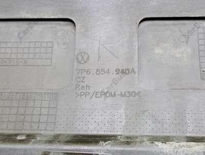 Накладка декоративна (молдинг) передніх правих дверей Volkswagen Touareg NF (2010-2014)