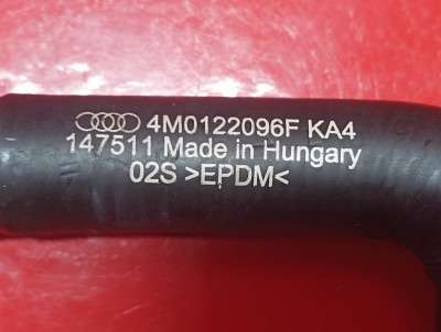 Патрубок охлаждения Audi Q7 4M(2015-2020)