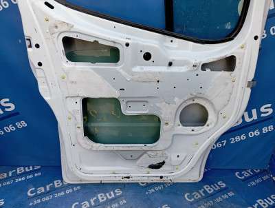 Дверь передняя левая Renault Trafic II, Opel Vivaro II, Nissan Primastar II (2006-2014) рестайл