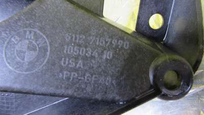 Кронштейн (кріплення) крила правий BMW X5 E70 (2010-2013) рестайл