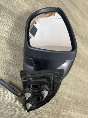 Дзеркало дверей бічне ліве Nissan Leaf II 2018-2024