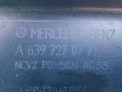 Накладка дверей декоративна (салонна) Mercedes-Benz Vito W 639 (2003-2010) дорестайл