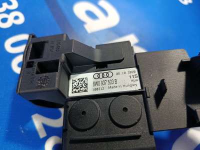 Блок запобіжників Audi E-TRON - 3
