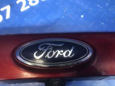 Накладка декоративная (молдинг) крышки (двери) багажника Ford Escape 3 FL ( 2012 - 2019 )