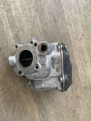 Клапан EGR E-class W212