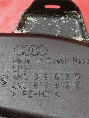 Повітропровід обігрівача (патрубки від пічки по салону) Audi Q7 4M(2015-2020)