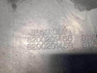 Ікло (кут) бампера лівий Renault Trafic II, Opel Vivaro II, Nissan Primastar II (2006-2014) рестайл
