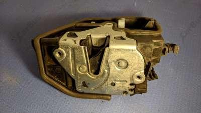 Замок двери передней левой BMW X5 E70 (2010-2013) рестайл
