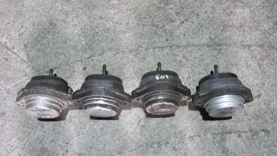 Подушка кріплення двигуна BMW X5 E53 (2003-2006) рестайл