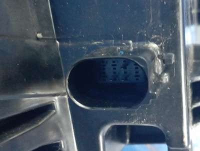 Ліхтар задній лівий ID 4