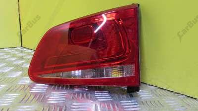 Ліхтар кришки багажника правий Volkswagen Touareg NF (2010-2014)